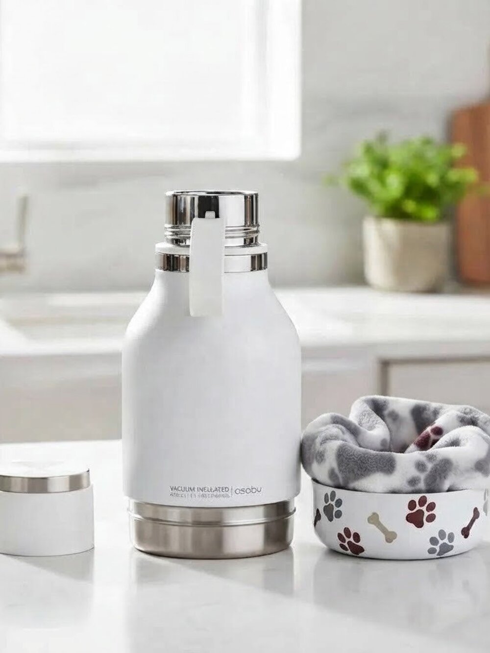 Stainless Steel Insulated Pet Water Bottle with Attached Bowl 33 oz Black